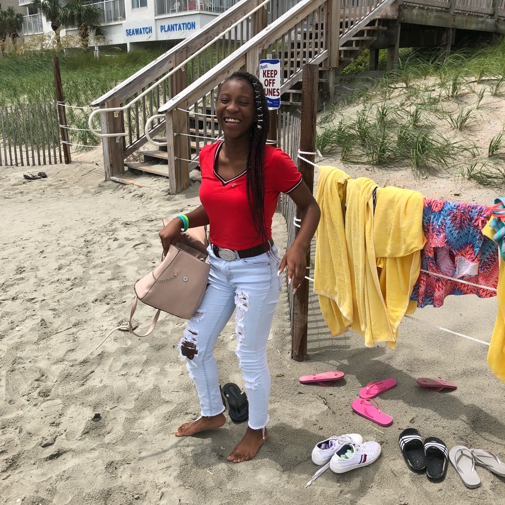 Meet your Posher, Lauren